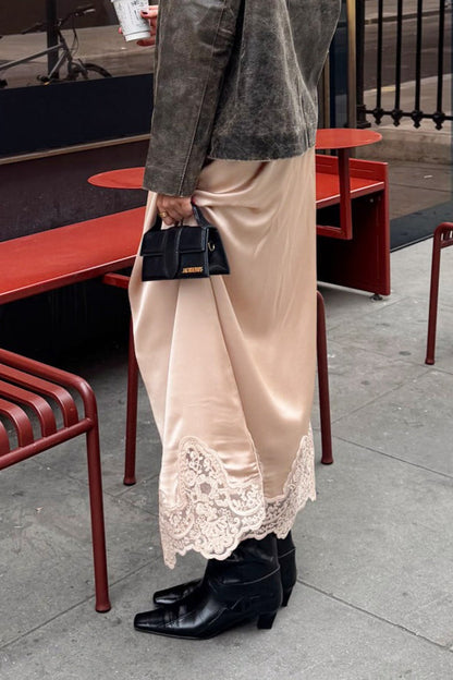Gracefully Styled Garment for Any Occasion