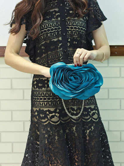 A Vintage Style Bag with Delicate Timeless Details