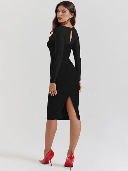 Beautifully Finished Dress in a Timeless Design