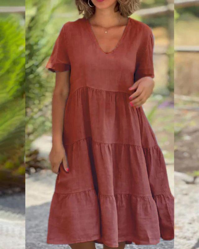 Classic Vintage Dress with a Flattering Fit