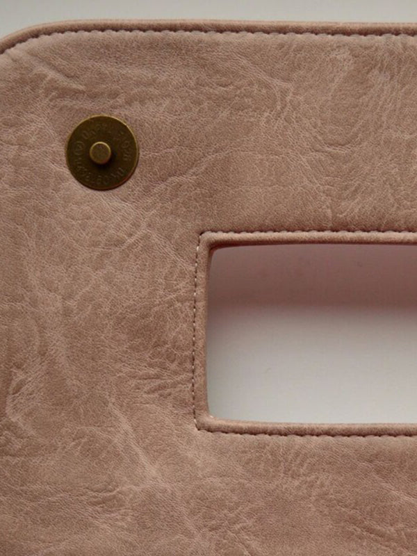 Beautifully Finished Bag in a Timeless Design