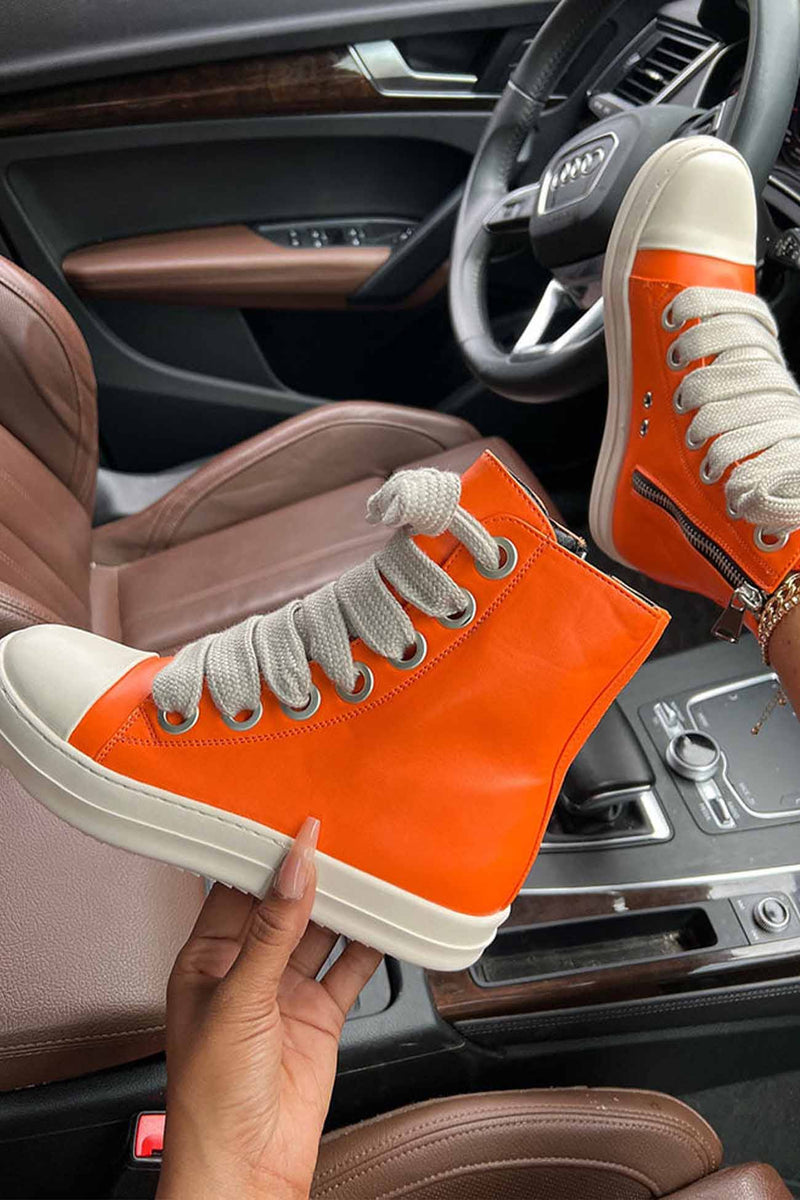 Classic Vintage Boots with a Flattering Fit