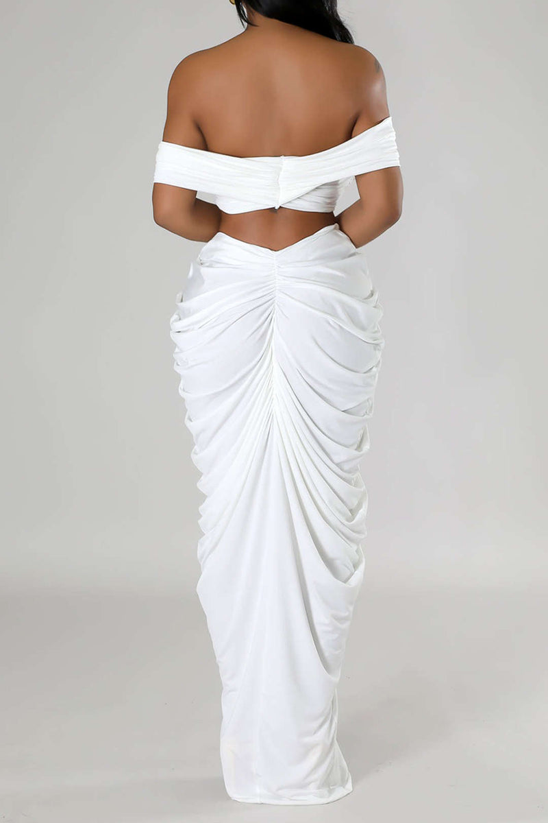Beautifully Finished Top in a Timeless Design
