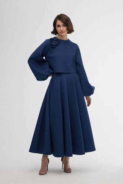Gracefully Styled Garment for Any Occasion