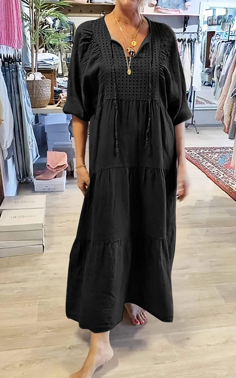 Classic Vintage Dress with a Flattering Fit