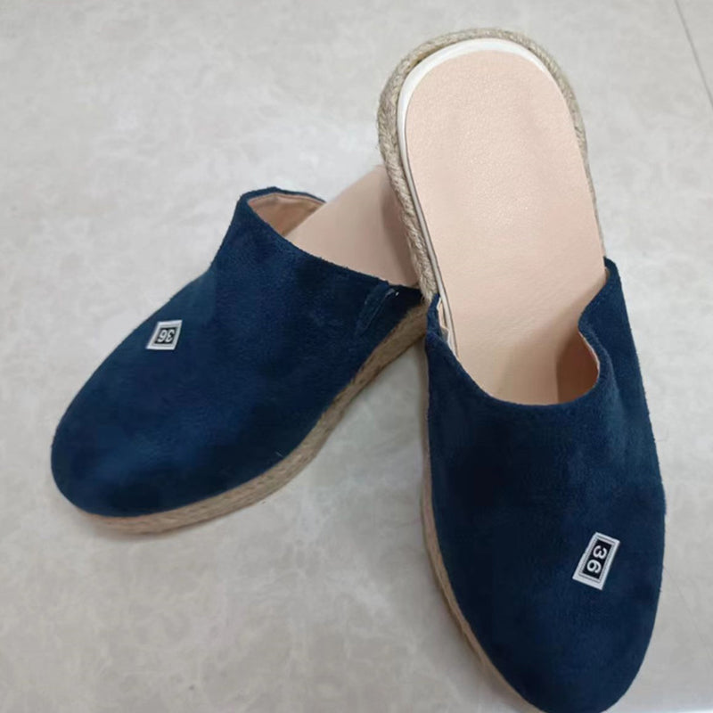Well Tailored Shoes with a Graceful Silhouette