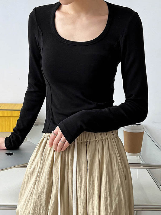 Well Tailored T-Shirt with a Graceful Silhouette