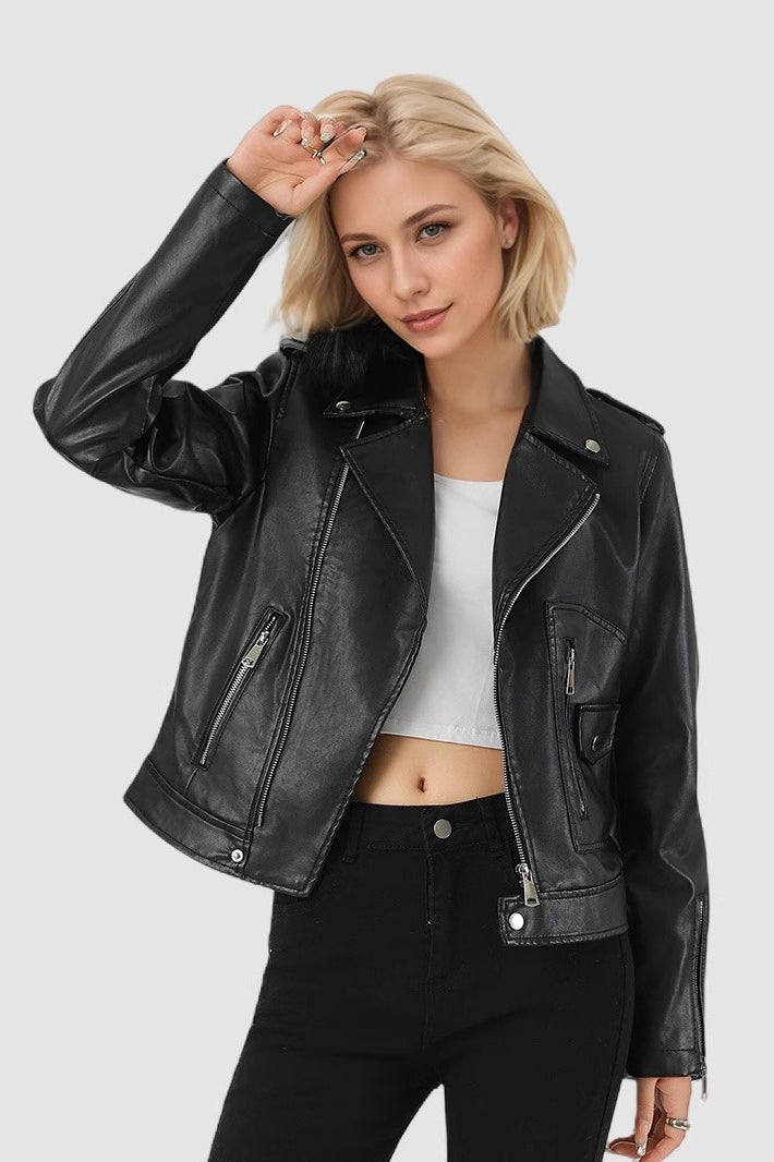 Effortlessly Elegant Jacket with a Timeless Design