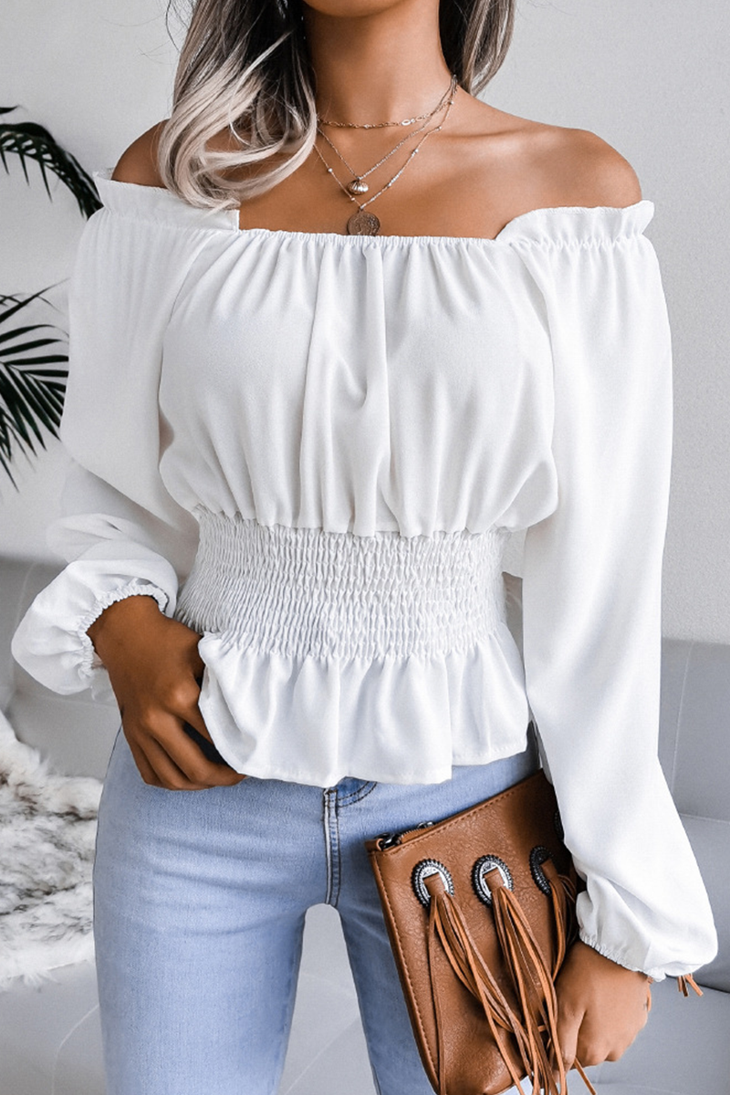 Effortlessly Elegant Top with a Timeless Design