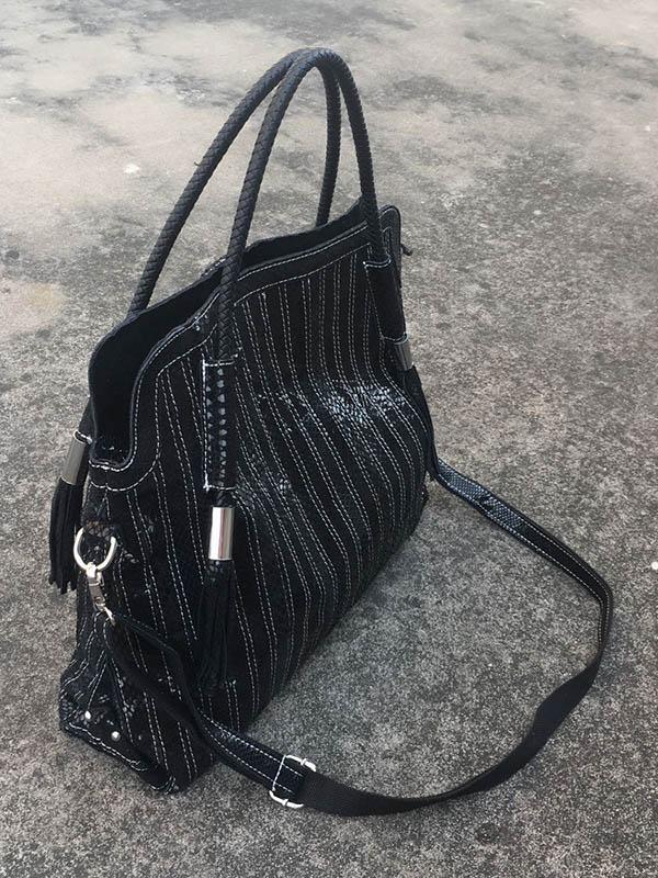 Beautifully Crafted Bag in a Classic Style