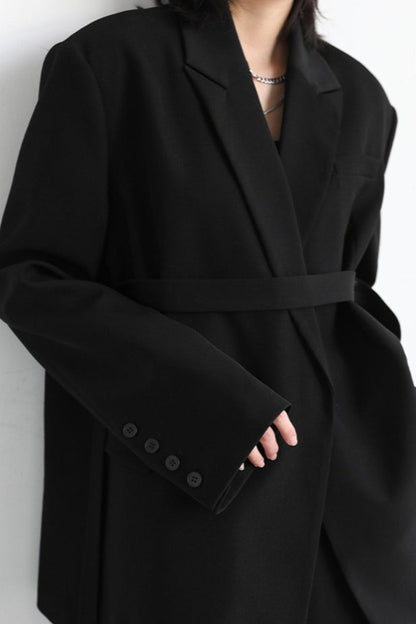 Sophisticated Garment with a Clean Classic Look