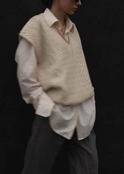 Classic Vintage Cardigan with a Flattering Fit