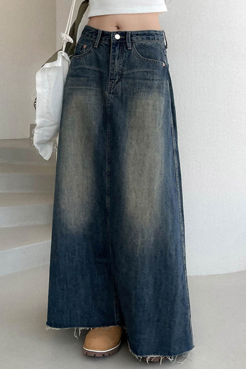 Well Tailored Garment with a Graceful Silhouette