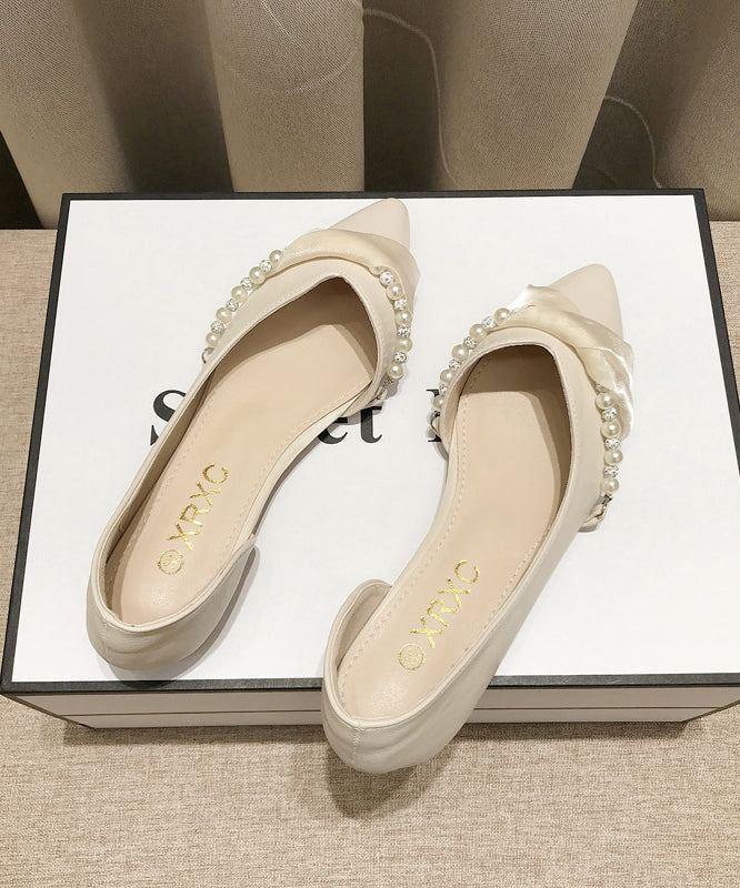 Classic Vintage Shoes with a Flattering Fit