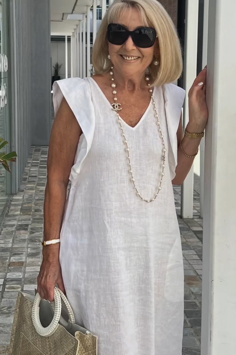 Classic Vintage & Enduringly Stylish Dress