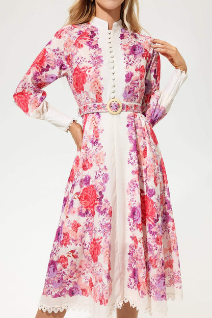 Gracefully Styled Dress for Any Occasion