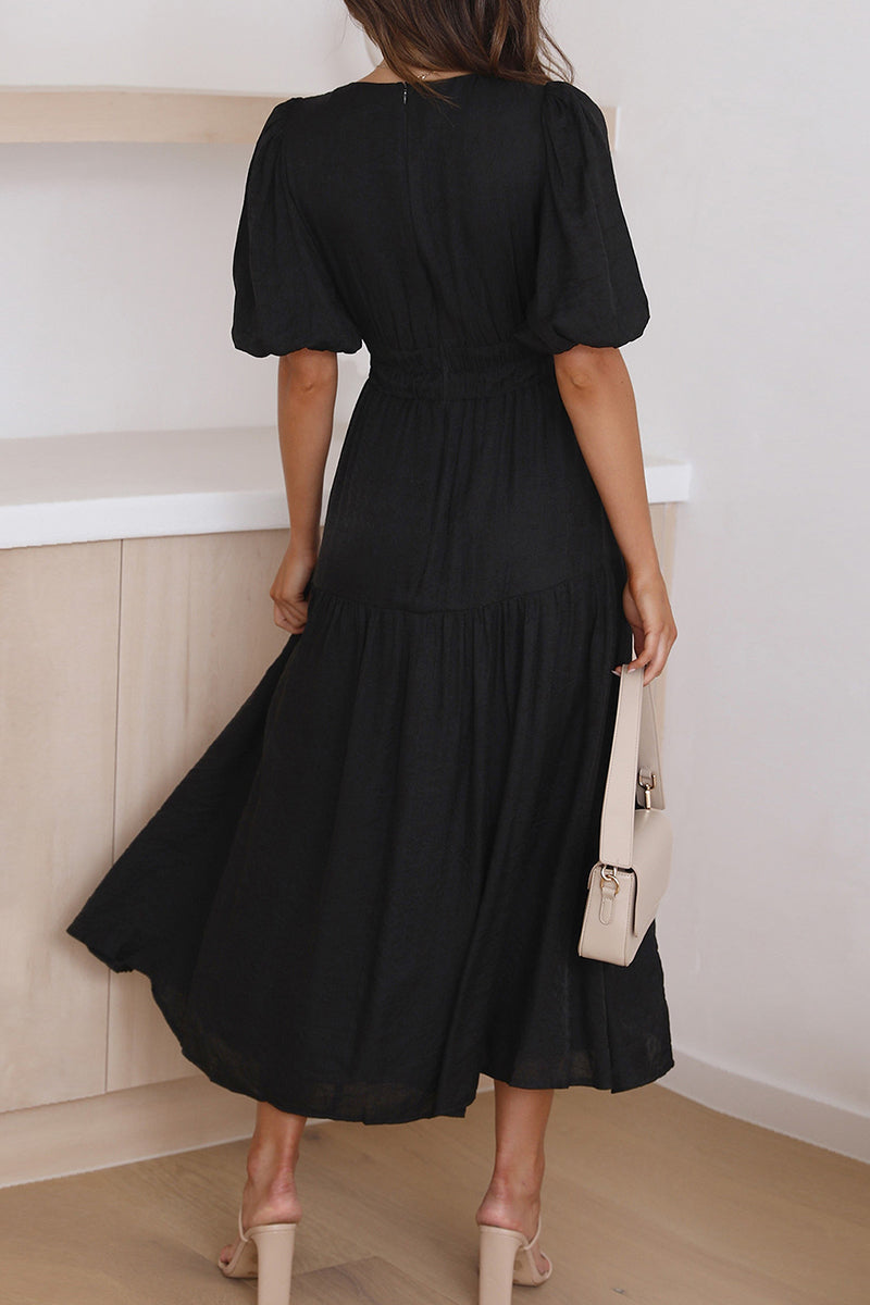 Beautifully Finished Dress in a Timeless Design
