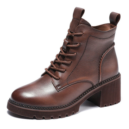 A Vintage Style Top with Delicate Timeless Details