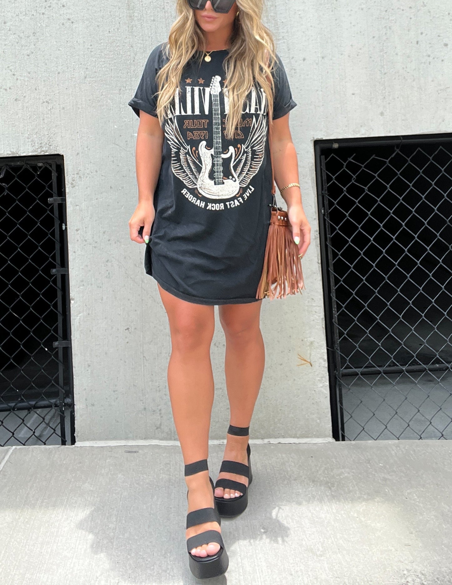 Gracefully Styled Dress for Any Occasion