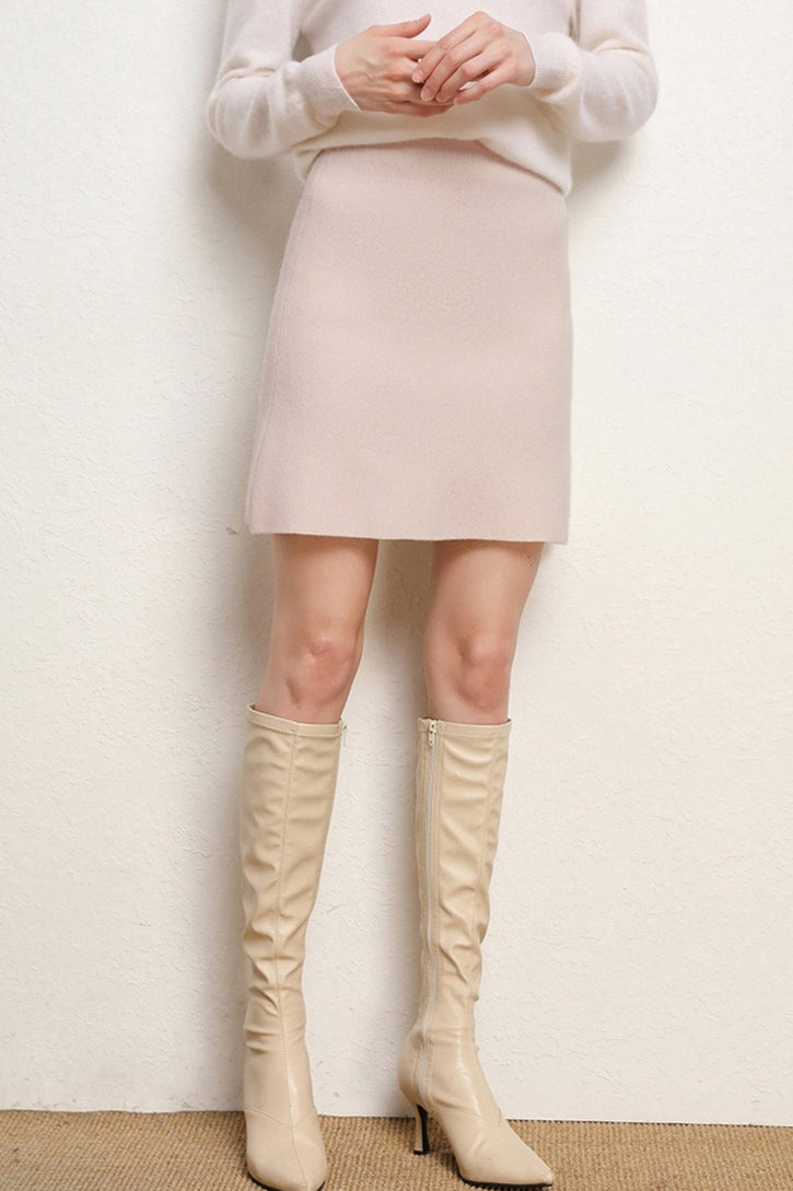 Gracefully Styled Garment for Any Occasion