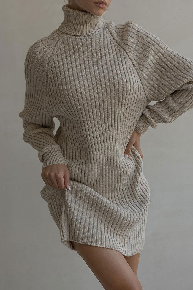 Effortlessly Elegant Sweater with a Timeless Design