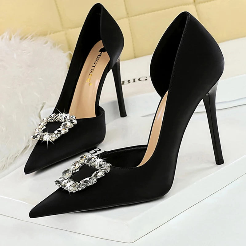 Sophisticated Heels with a Clean Classic Look