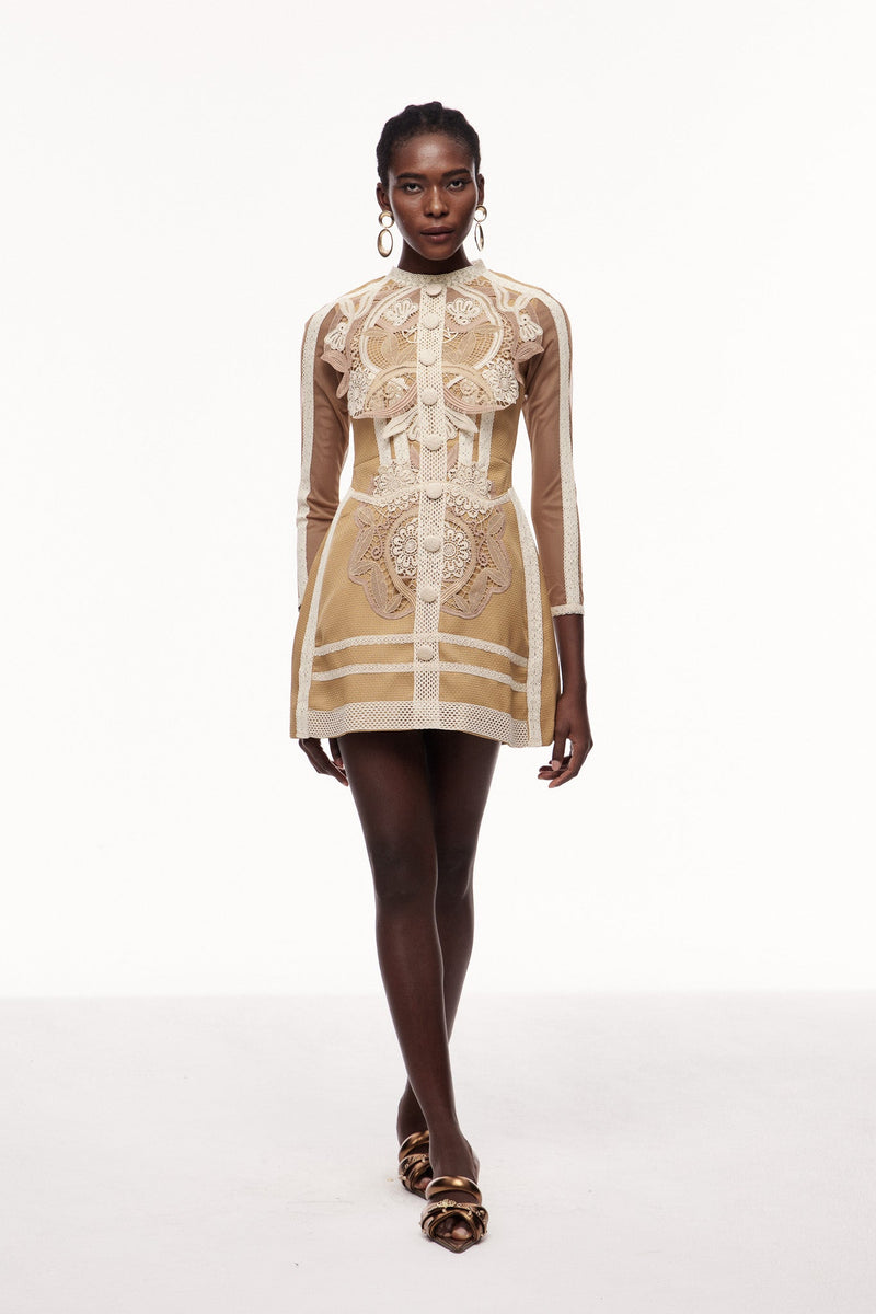 Polished Dress with an Effortless Classic Look