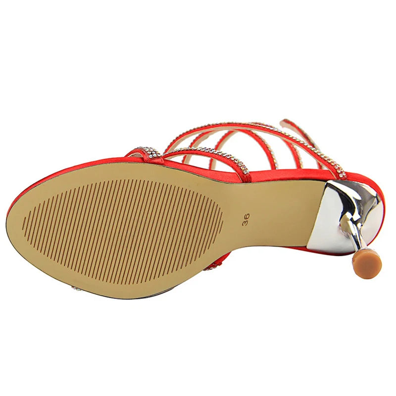 A Vintage Style Heels with Delicate Timeless Details