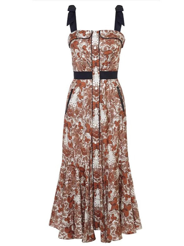 Well Tailored Dress with a Graceful Silhouette