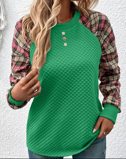Well Tailored Sweater with a Graceful Silhouette