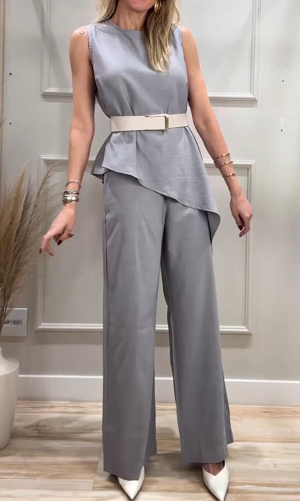 Classic Vintage Pants with a Flattering Fit