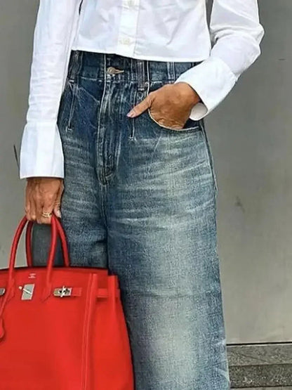 Gracefully Styled Garment for Any Occasion