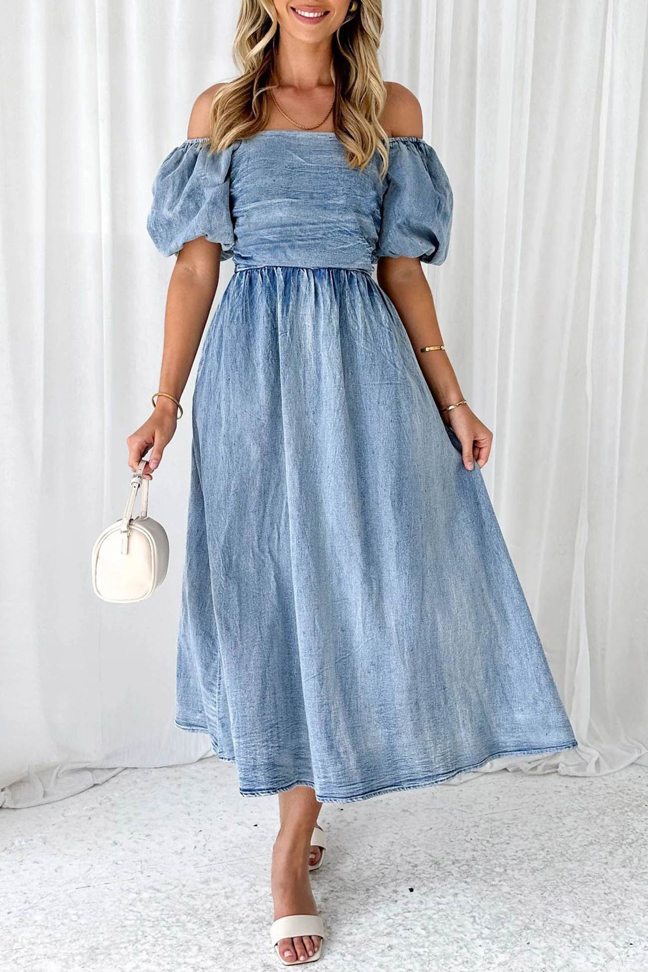 Sophisticated Dress with a Clean Classic Look