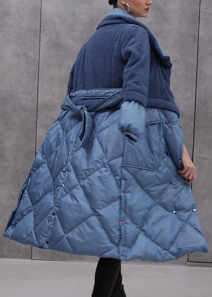 Well Tailored Coat with a Graceful Silhouette