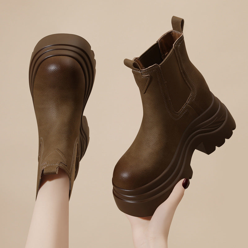 Classic Vintage Boots with a Flattering Fit
