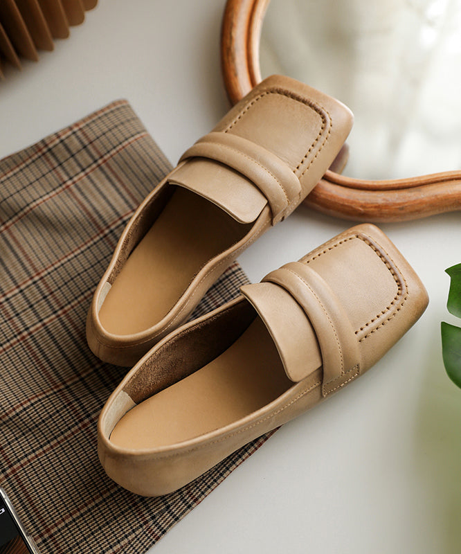 Classic Vintage Shoes with a Flattering Fit