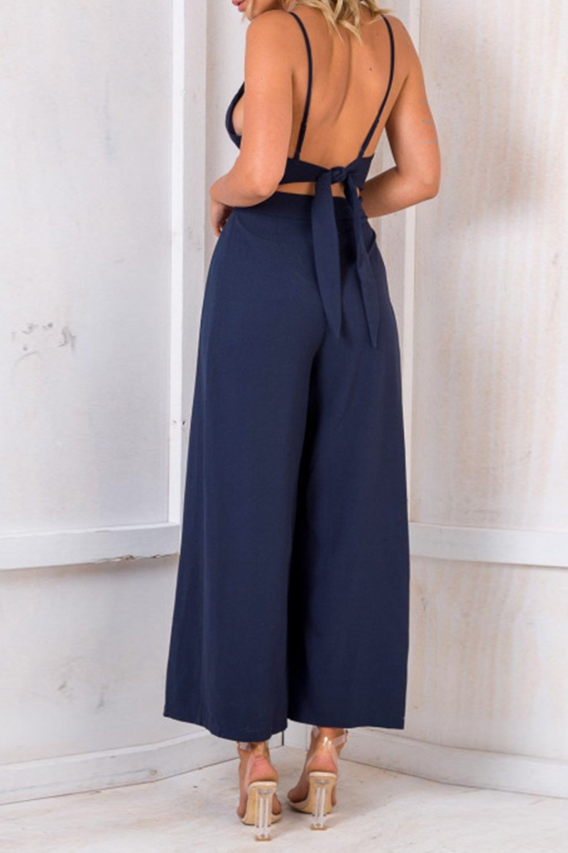 Well Tailored Garment with a Graceful Silhouette