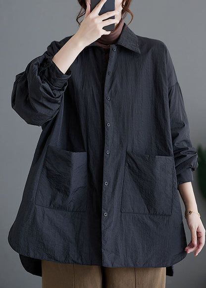 Well Tailored Coat with a Graceful Silhouette