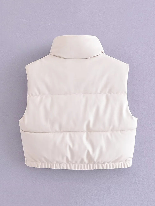 Effortlessly Elegant Garment with a Timeless Design