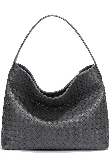 Beautifully Finished Bag in a Timeless Design