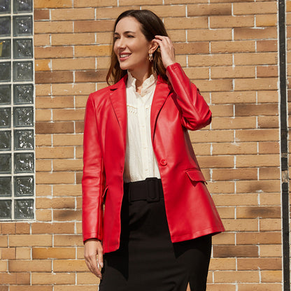 Classic Vintage Coat with a Flattering Fit