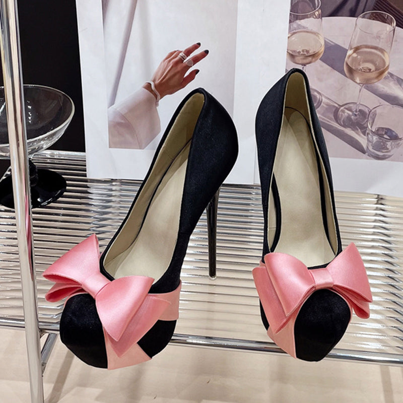 Well Tailored Heels with a Graceful Silhouette