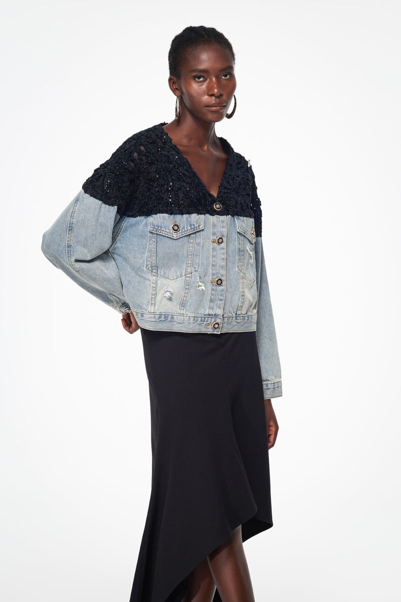 Sophisticated Jacket with a Clean Classic Look
