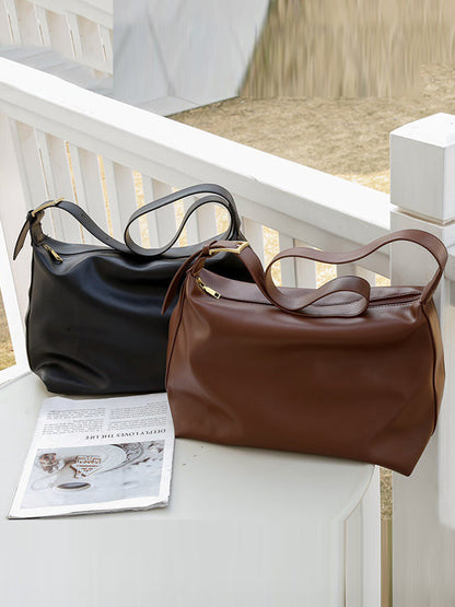 Effortlessly Elegant Bag with a Timeless Design