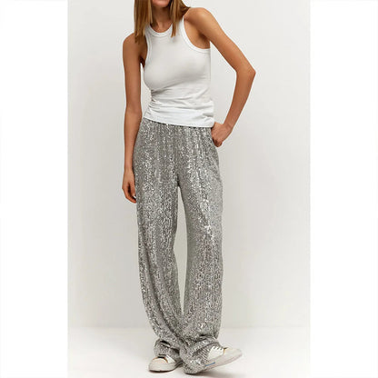 Well Tailored Trousers with a Graceful Silhouette
