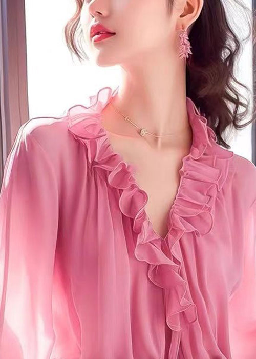 Beautifully Finished Blouse in a Timeless Design