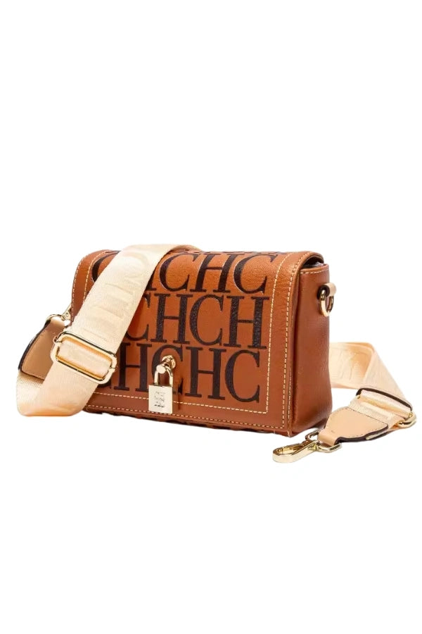 Elegantly Styled Bag for Everyday Wear