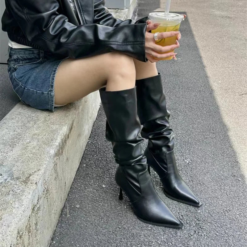 Polished Boots with an Effortless Classic Look