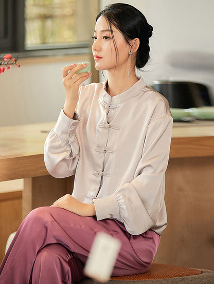 Gracefully Styled Blouse for Any Occasion
