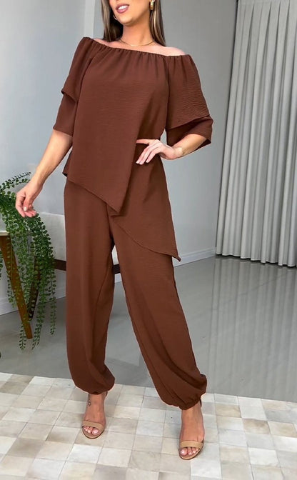 Effortlessly Elegant Trousers with a Timeless Design